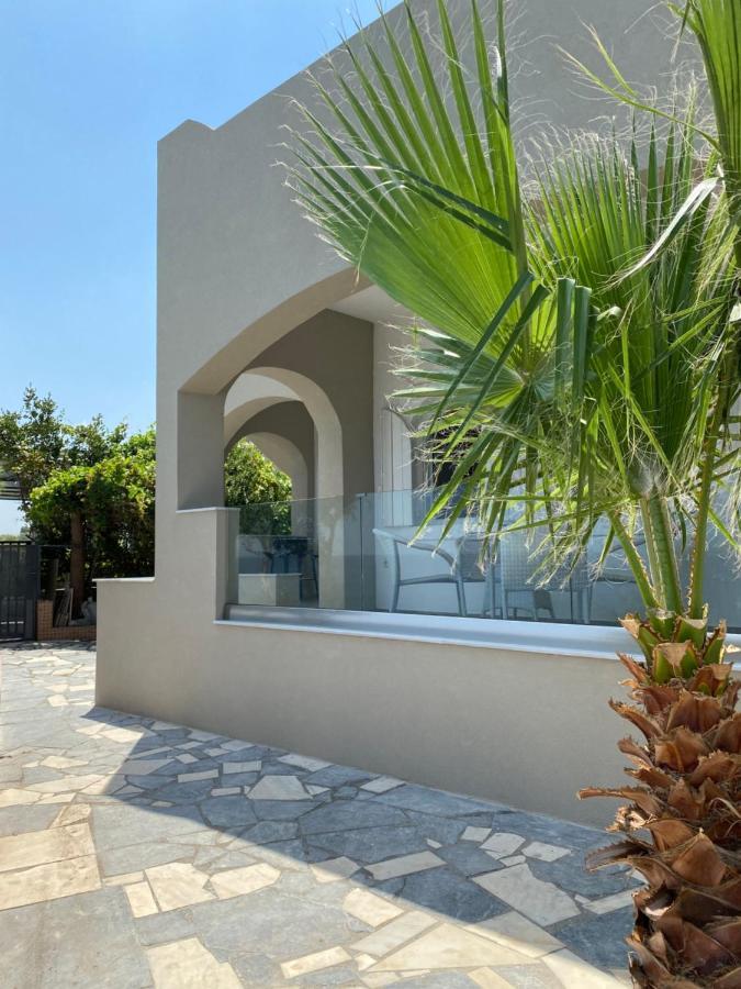 Beautiful House In Front Of The Sea Apartamento Gazi Exterior foto